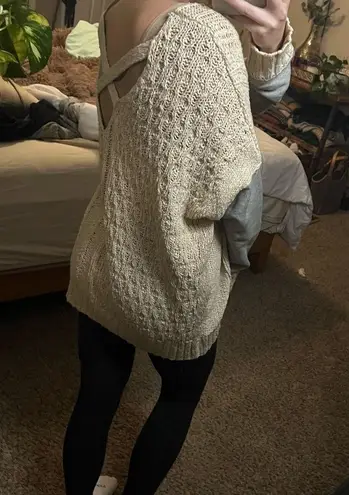 Oversized sweater with sweatshirt sleeves
