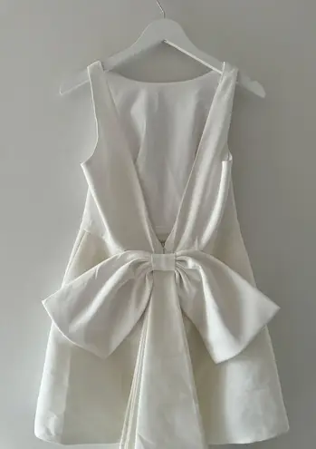 Sachin + Babi White Back Bow Mini Dress 8