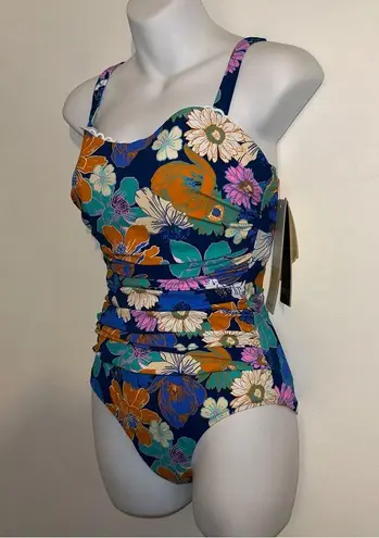 Profile  by Gotten women’s one piece swim suit size 8 in women’s D Cupsize 🆕