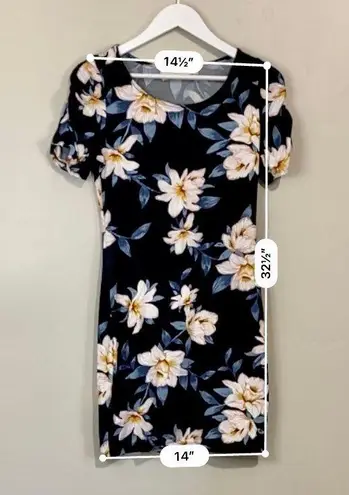 Heart & Hips Women’s Ruched Short Sleeve Floral Mini Dress Black NWOT