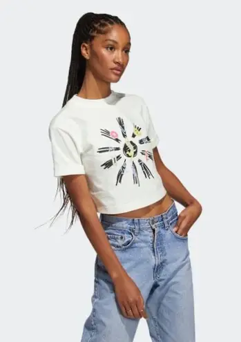 Adidas NWT  Originals Love Unites Crop T-shirt