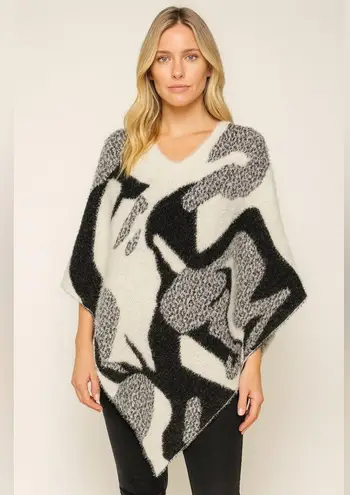 Vintage Abstract Print Eyelash Fuzzy Poncho Black White One Size Size undefined
