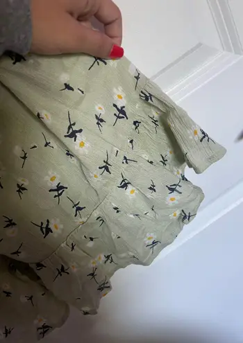 Basic summer dress with spaghetti straps. Size S