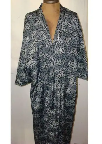 New Designer Josie Natori Caftan Robe M Silk Black Gray Long Pockets Cheetah Size M