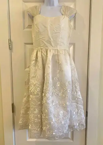Custom Vintage Inspired Wedding Dress White Size M