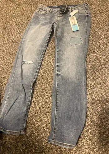 Old Navy Distressed Boyfriend Jeans