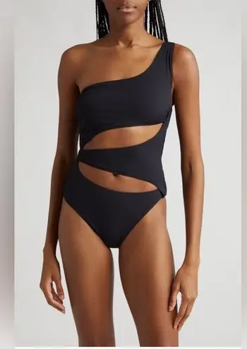 K.NGSLEY Naomi Slashed One