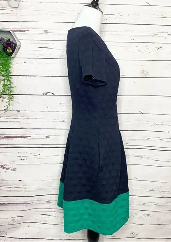 Elle Black & Green Short Sleeve Pleated Dress Size Medium