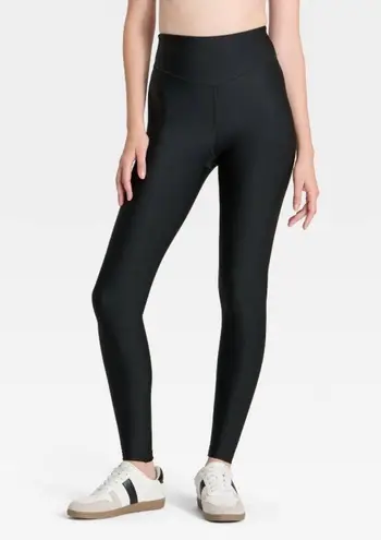 All In Motion NWT Effortless Support Women's Sleek Black Leggings Small