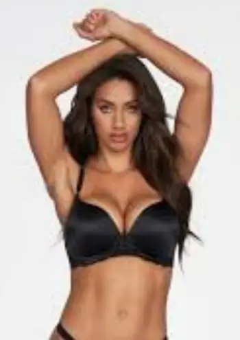 Frederick's of Hollywood Frederick’s of Hollywood Julieta Black Lace No Wire Push Up Bra Sz 32D NEW