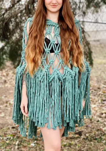 Macramé Poncho Blue