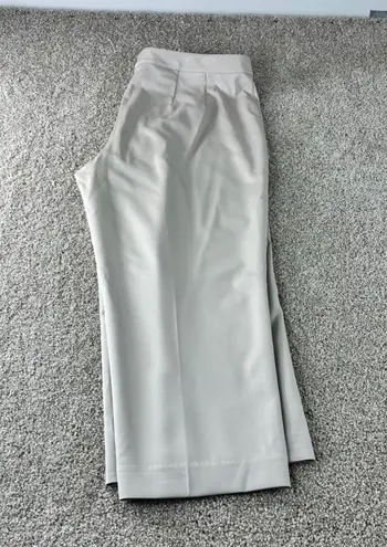St. John Collection Women's Size 14 Beige Wide Leg Cropped Career Pants Designer