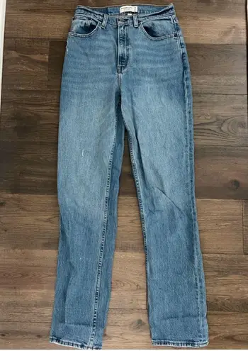 Abercrombie & Fitch Abercrombie 90s Straight High Rise Jeans 