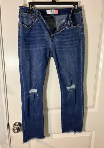 CAbi  Ripped Distressed Frayed Holes Denim High Cropped Straight Zip Jeans Sz 4