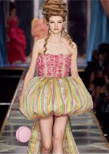 Moschino Authentic RARE AW20 Jeremy Scott Macaron Baby Pink Marie Antoinette Bag