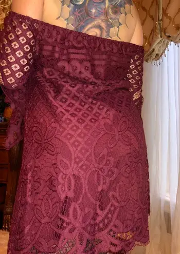 Cute Lace Mini Dress Small Red