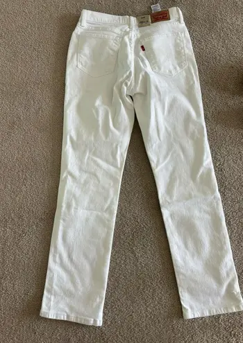 Levi's Classic Straight Levi jeans women size 2 white