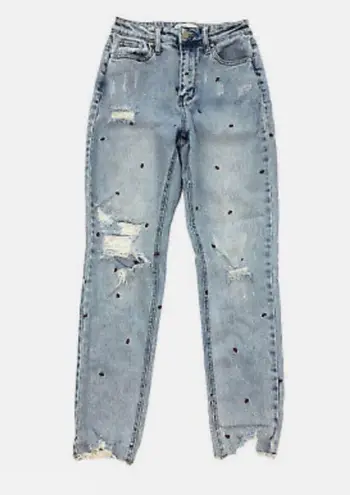 Tinsel Distressed Mom Jeans with the Cutest Embroidered Lips Size 31