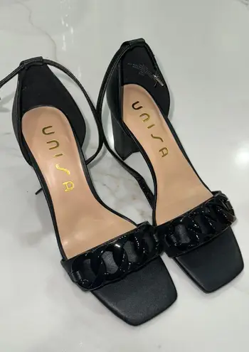 Unisa Black Heels