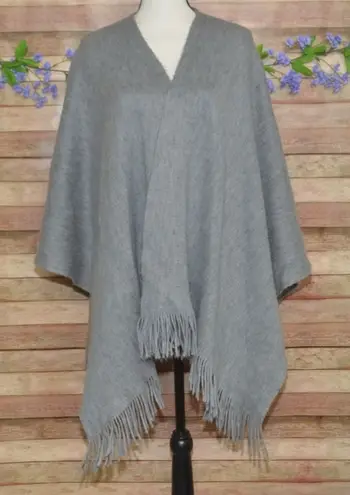 Vince Camuto Women's Gray Fringe Shawl One Size Layering Casual Warm Open Front - Image 1
