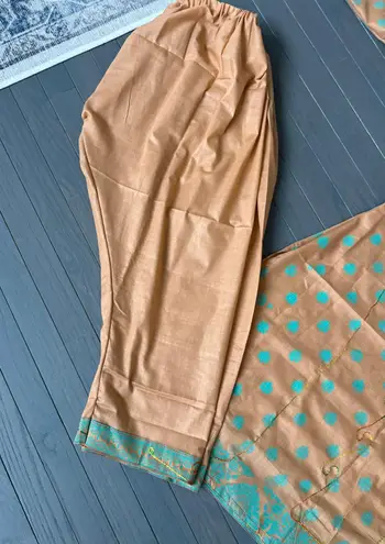 Indian Pakistani 3 Piece Embroidery Printed Light Brown Shalwar Kameez Sz M Size M