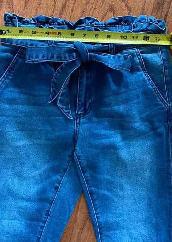 Ashley Mason distressed belted blue jeans. Size 7