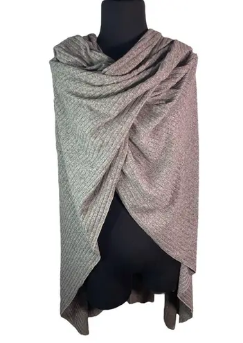 Heather brushed grey ribbed poncho cape wrap layering large open front scarf Gray Size undefined
