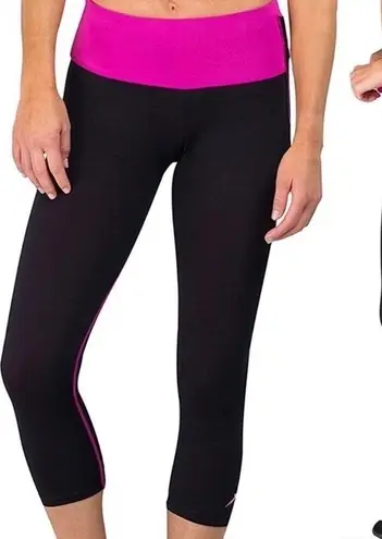 Delfin Women’s Spa Mineral Infused Exercise capris pink & black size Medium