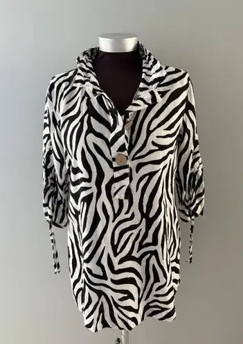 John Mark Zebra Tunic Size M Black White Oversized Lagenlook Wired Collar Size M