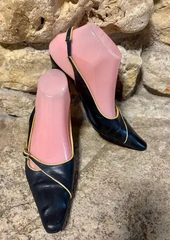 Max Mara Navy w/Bone Patent Leather Trim Low Kitten Heel Slingback Pumps 37.5/7
