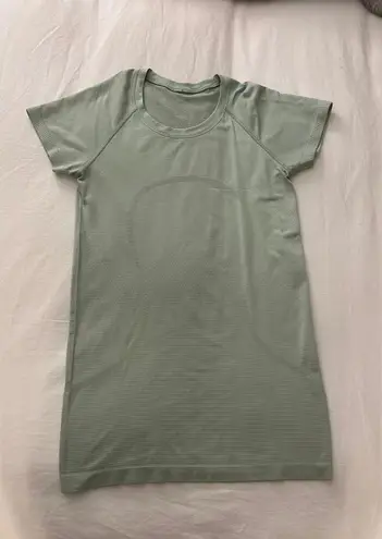 Lululemon Swiftly Tech Short Sleeve