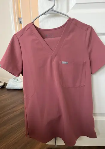 FIGS Scrubs Set