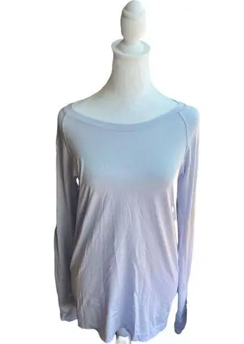 Lululemon  Women’s Lilac Long Sleeve Shirt Size 8