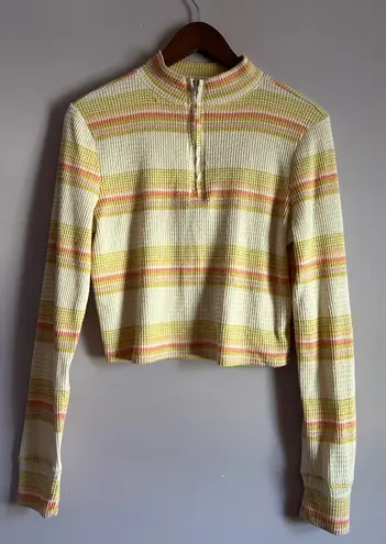 SO Jrs. Waffle Knit Mock Neck Quarter Zip Striped Crop Top Size Large Yellow
