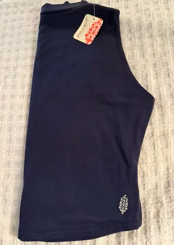 Free People Movement NWT Epic Mock Neck Muscle Tank in Navy size XL