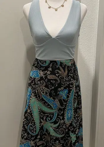 East 5th VTG 90s Black, Tan, & Blue Paisley Print Knee-Length Skirt - Large
