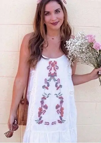 White Crochet Embroidered Front Lace Up Back Dress Size undefined