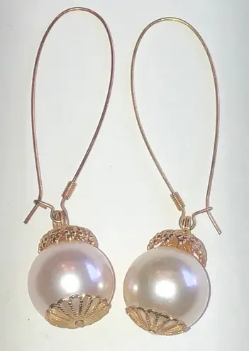 Elegant Gold Tone and Faux Pearl Drop Earrings