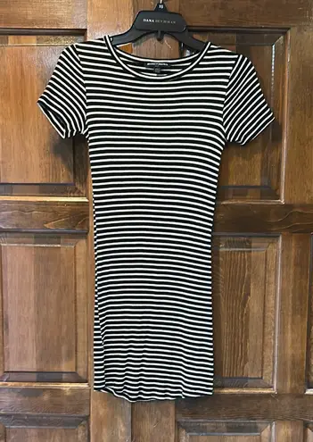 Brandy Melville  Ribbed Knit Mini Shirt Dress Womens One Size Black White Striped