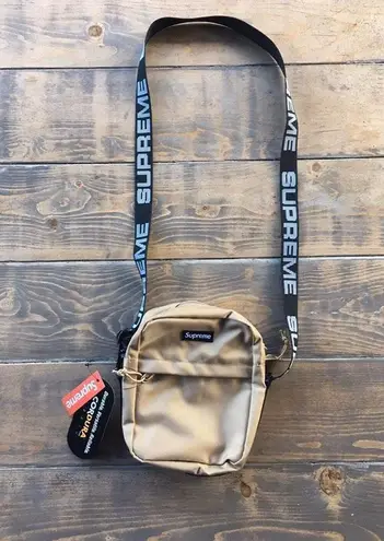 Supreme Replica SS18 Shoulder Bag Tan 30 53 Off Retail New With Tags From Frances