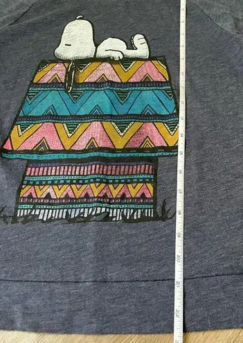 Peanuts Blue Grey Long Sleeve Tee Shirt ~ Snoopy Graphic Boho Doghouse ~ Size S