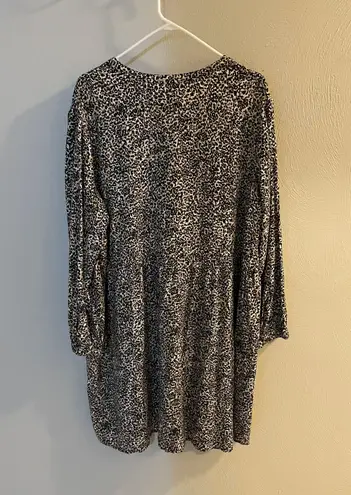 Old Navy Cheetah Print Long Sleeve Swing Dress with Front Tassels