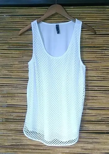GNW M UK White Mesh Lined Tank Top Size M