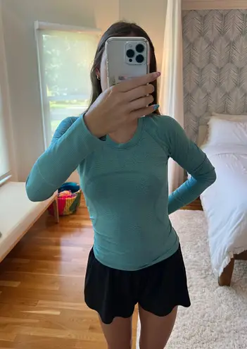 Lululemon Swiftly Tech Long Sleeve