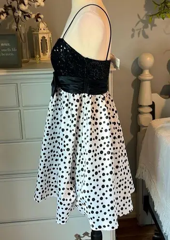 Blondie Nites Esther Ramirez Black Sequin Ruffle Lining White Polka Dot Womens 7