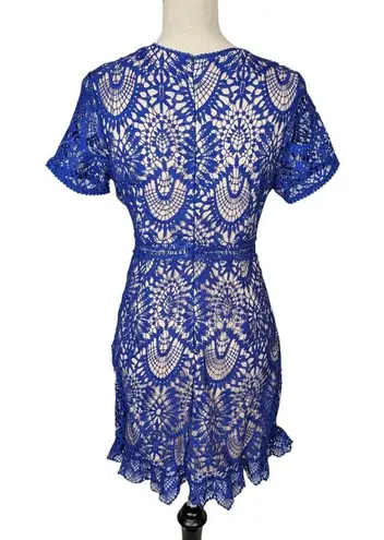 Hidden Label Short Sleeve Lace Shift Dress Blue Size M Size M