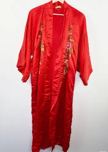 Golden Bee Vintage Hand Embroidered Asian Floral Silk Kimono Robe Red Size L Size L