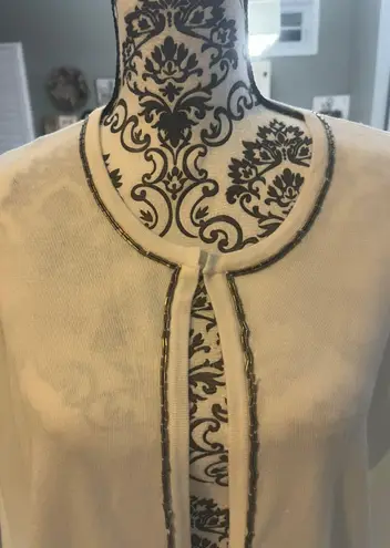 Cyrus Size Large Beige Cardigan Sweater