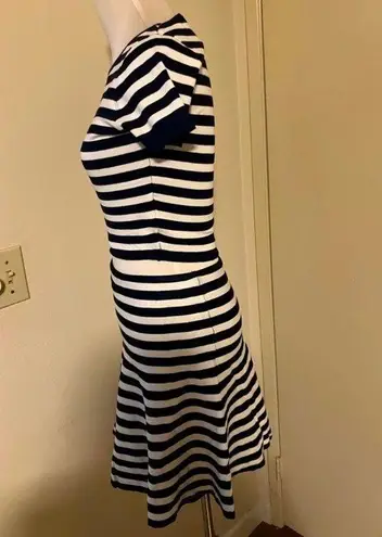 Lucy Paris Viscose Soft Striped Knitwear Crop Top & Flare Skirt Set Navy White S