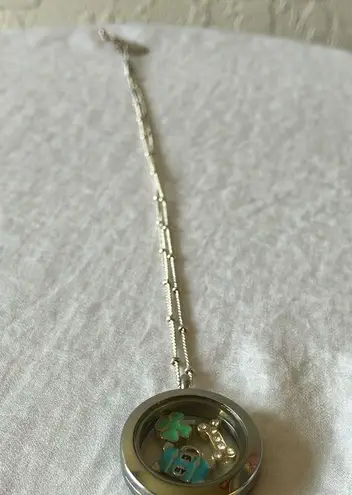 Origami Owl : Silver Tone Pendant Necklace- Green & Blue Charms